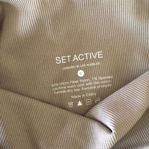 Set Active top and leggings - Picture 3 of 6